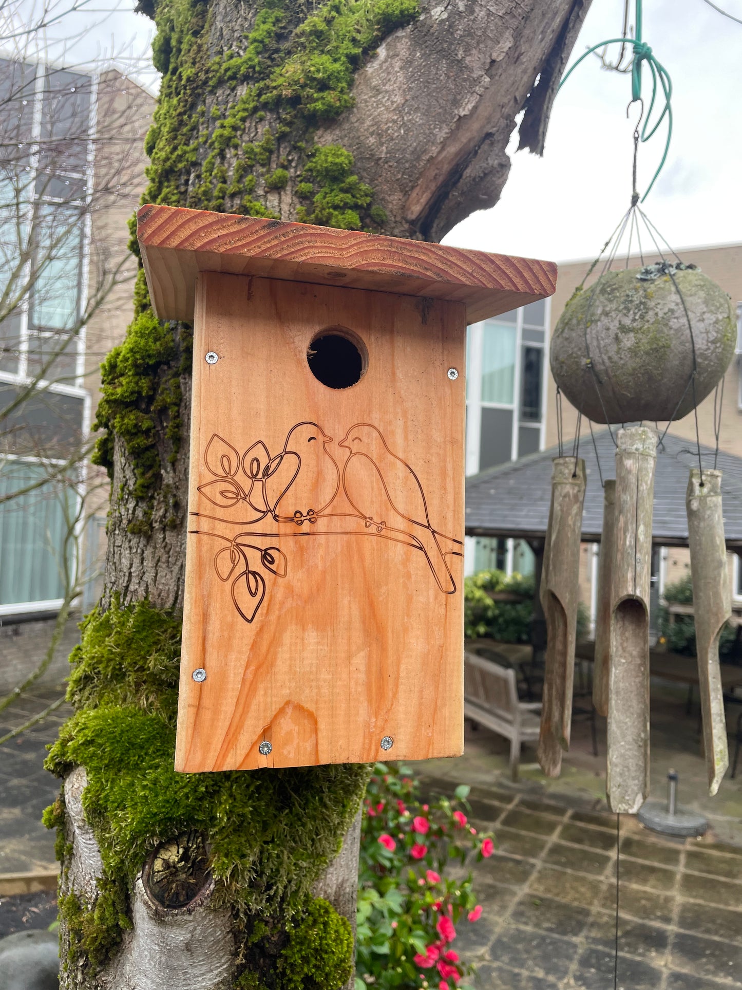 DeBlijeEgel - Vogelhuis - Vogelhuisje